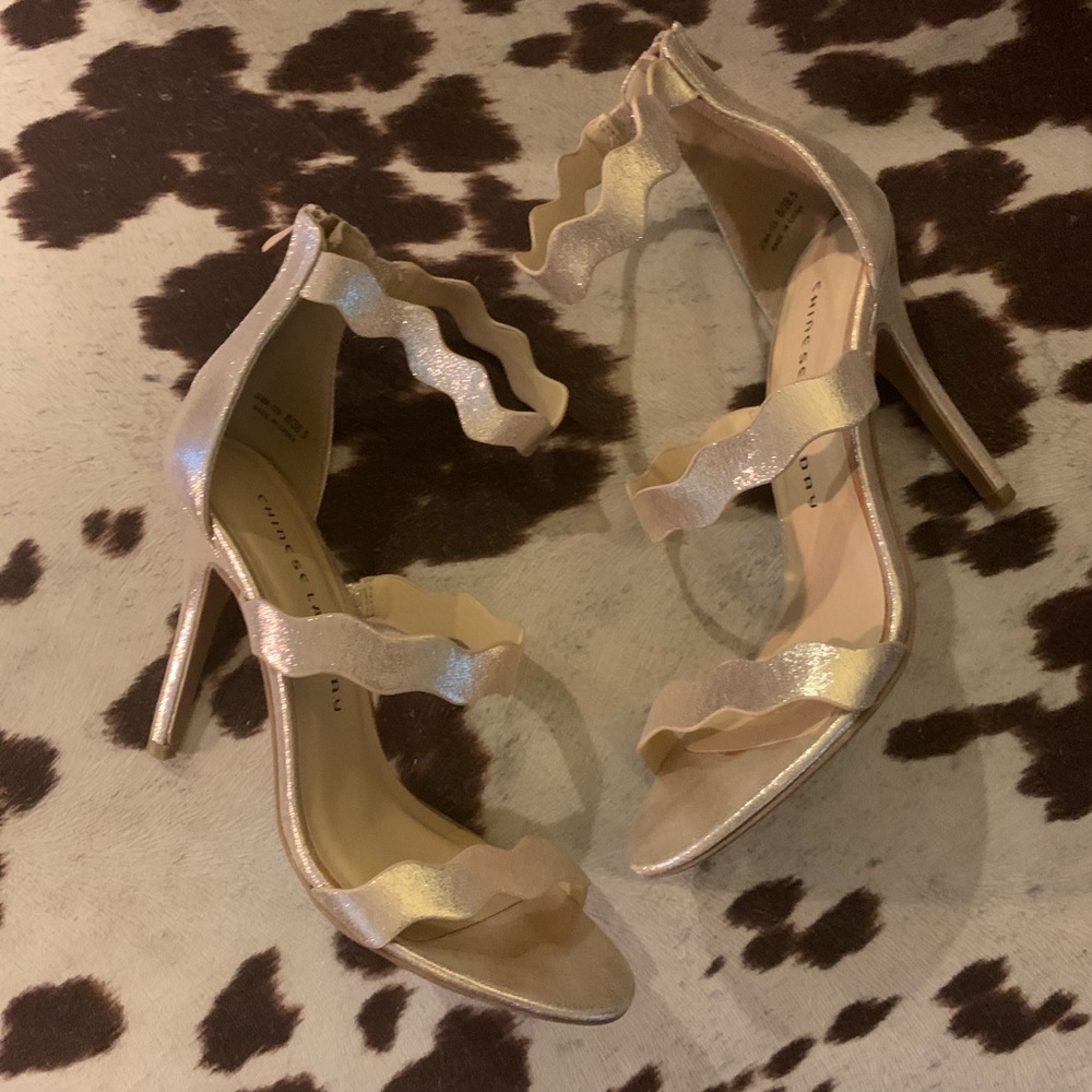 Chinese Laundry Gold Strappy Heels 👠